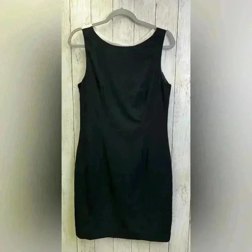 H&M dress size 12 detail back black/white form fitting